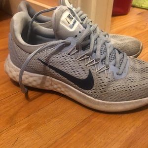Nike periwinkle running/lifestyle shoes